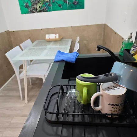 Belle Maison 2 Avec Extérieur Et Parking Couvert Appartamento