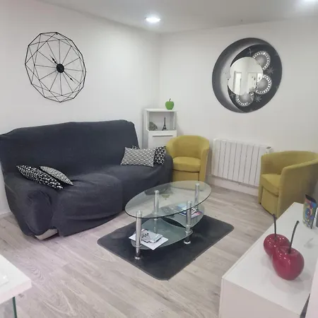 Apartment Belle Maison 2 Avec Exterieur Et Parking Couvert